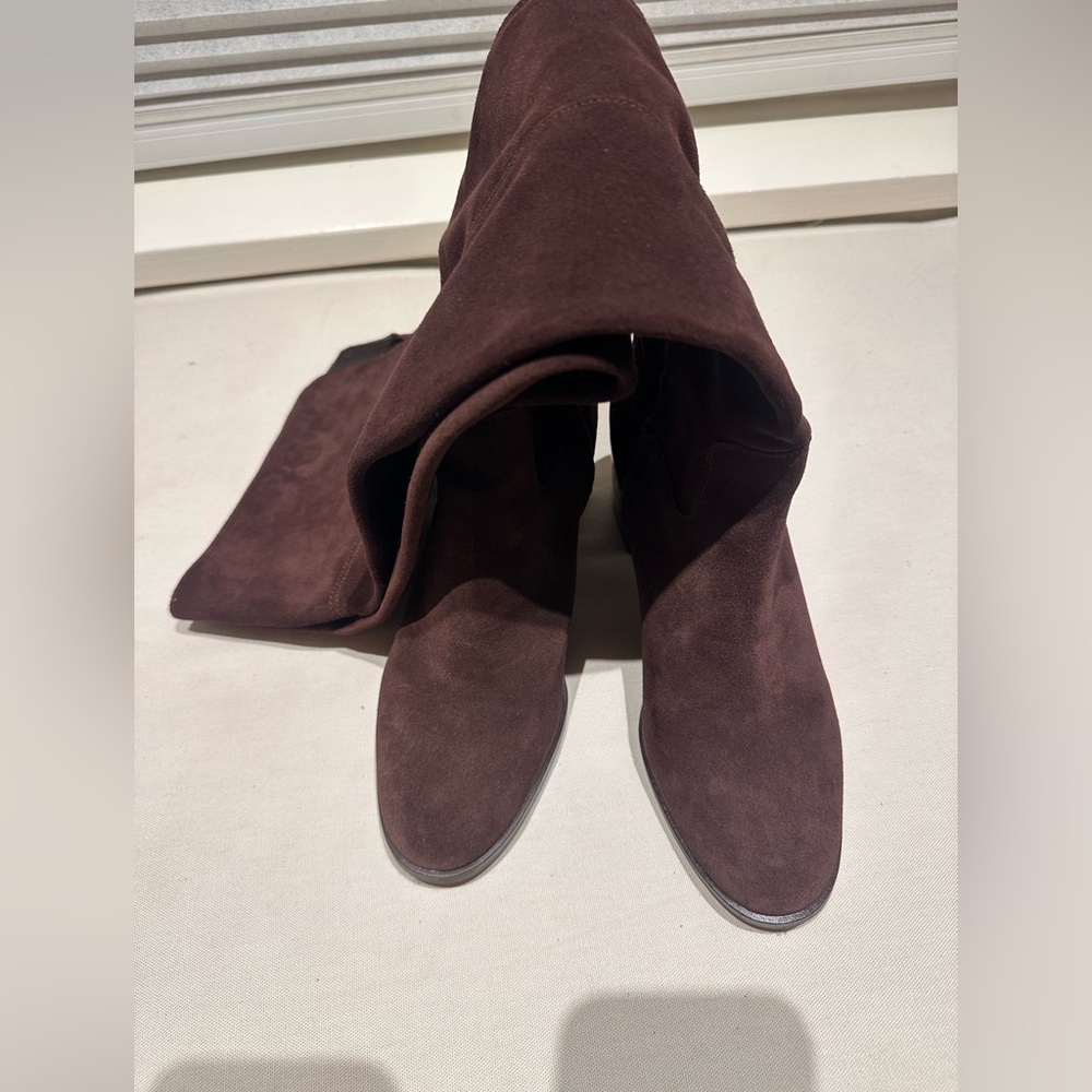 Michael Kors Paulette brown knee high suede boots . - Picture 2 of 9